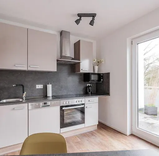 Wohnen Am Schlosspark 林德拉