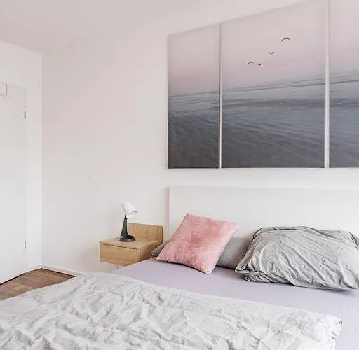 Wohnen Am Schlosspark 公寓 *